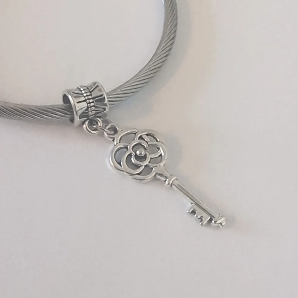 Silver Filigree Key Dangle Charm for Pandora Style Bracelet‎